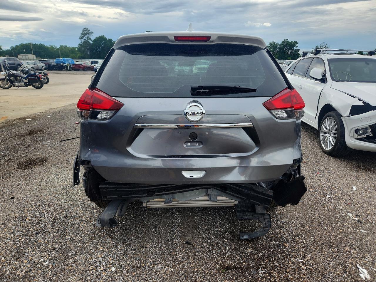 2020 NISSAN ROGUE S photo 16