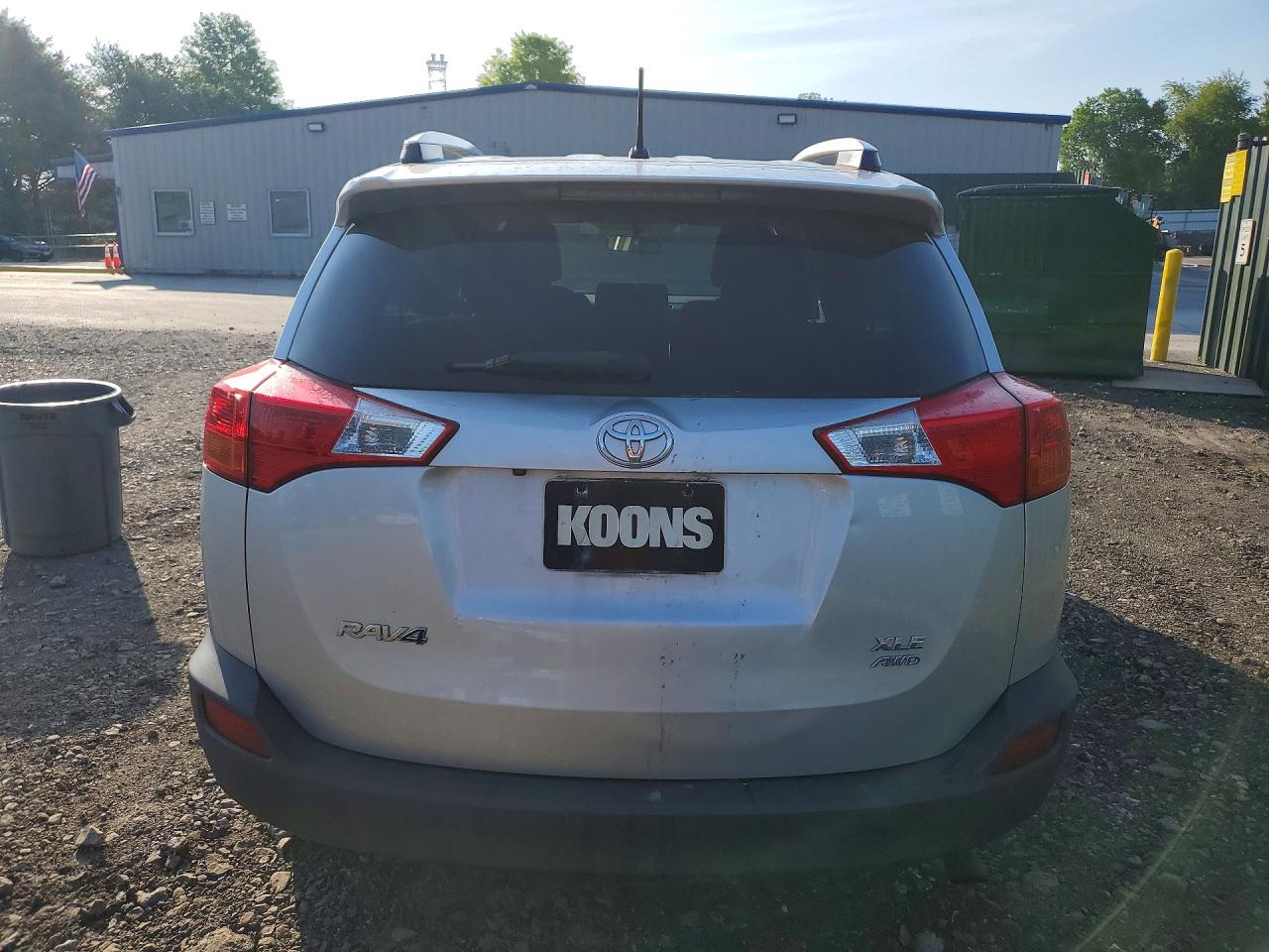 2013 TOYOTA RAV4 XLE photo 16