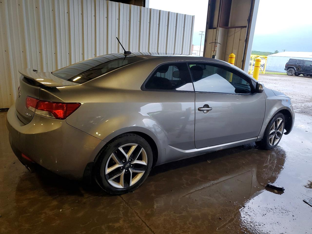 2010 KIA FORTE SX photo 7