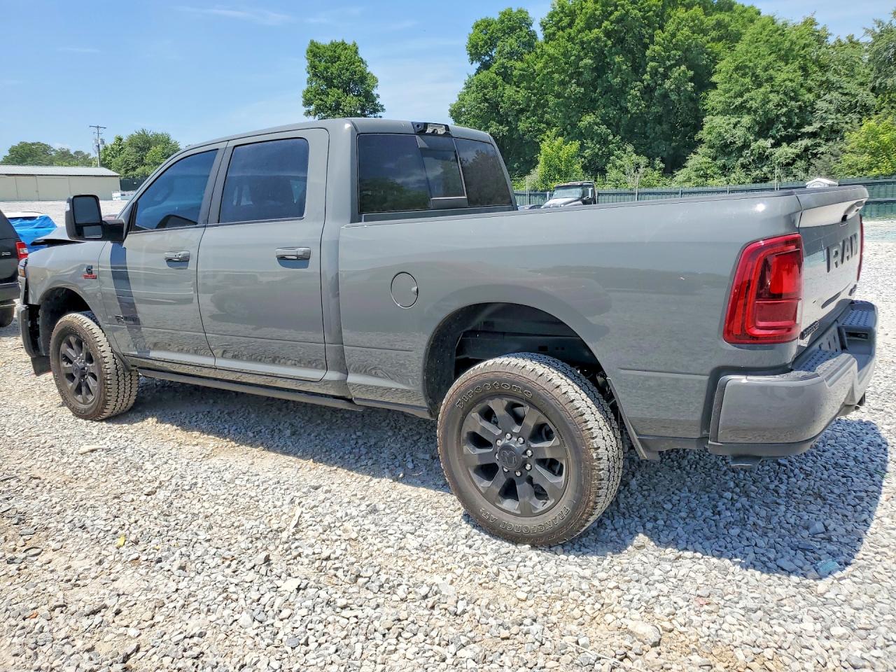 2026 RAM 2500 LARAMIE photo 4