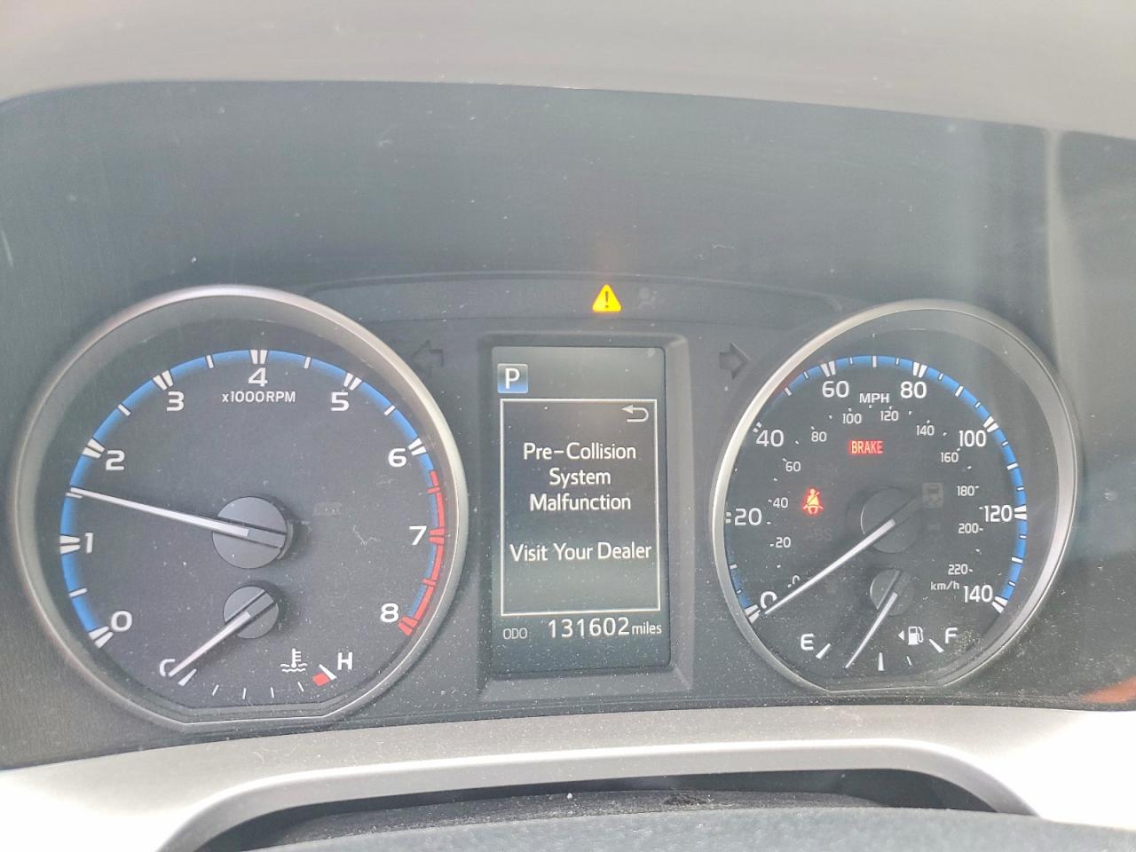 2017 TOYOTA RAV4 LE photo 25
