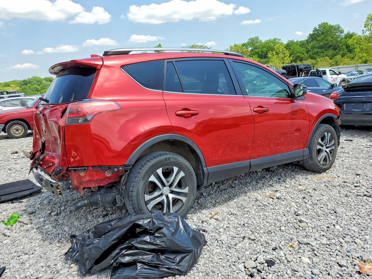 2017 TOYOTA RAV4 LE photo 7