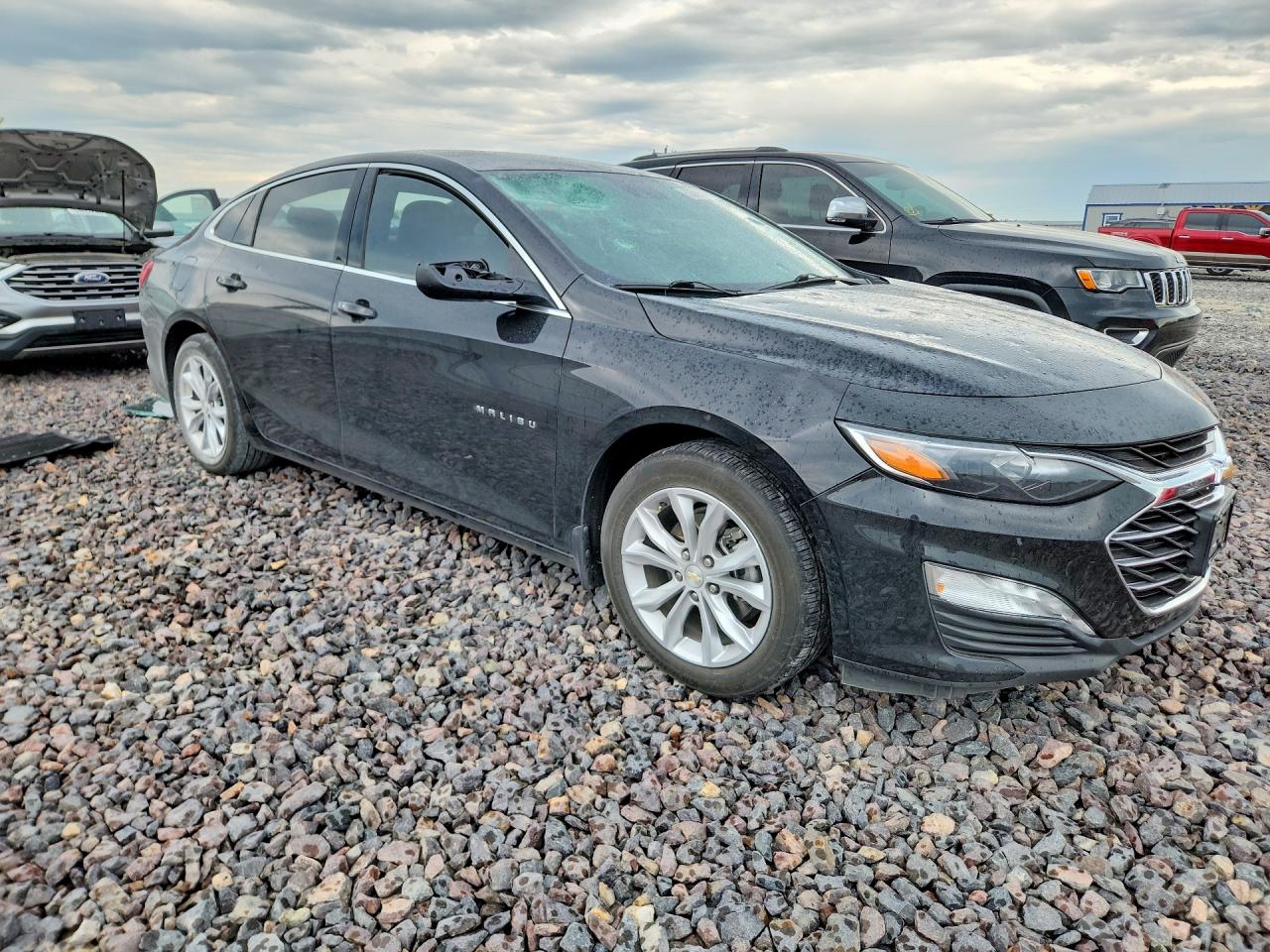 2023 CHEVROLET MALIBU LT photo 4
