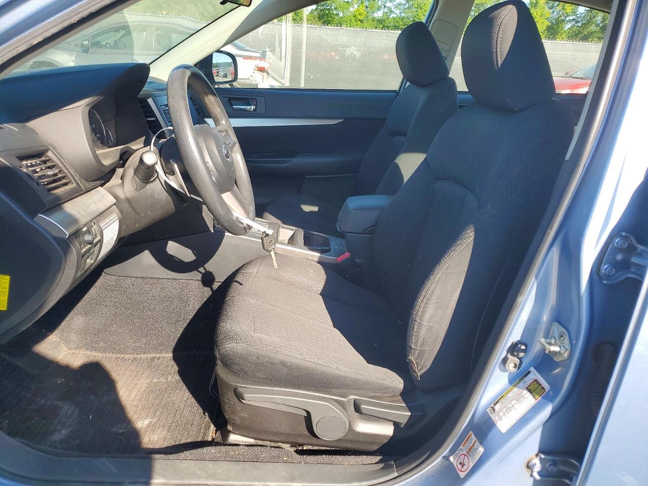 2011 SUBARU LEGACY 2.5I photo 13