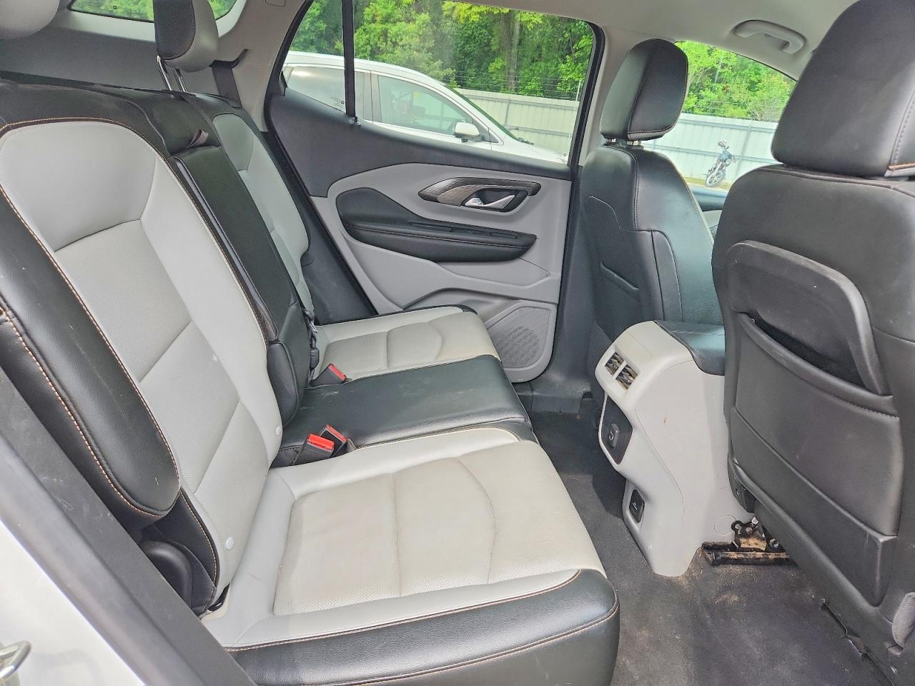 2019 GMC TERRAIN SLT photo 31