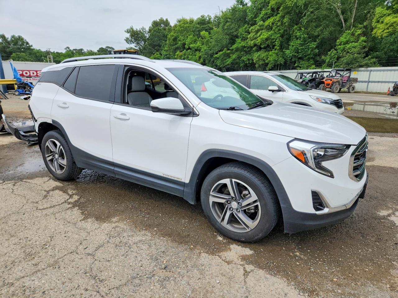 2019 GMC TERRAIN SLT photo 10