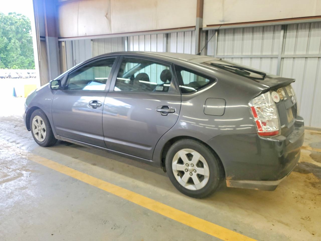 2009 TOYOTA PRIUS BASE photo 3
