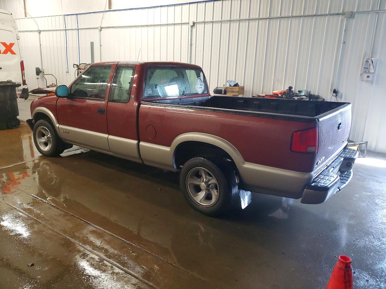 1998 CHEVROLET S TRUCK S10 photo 3