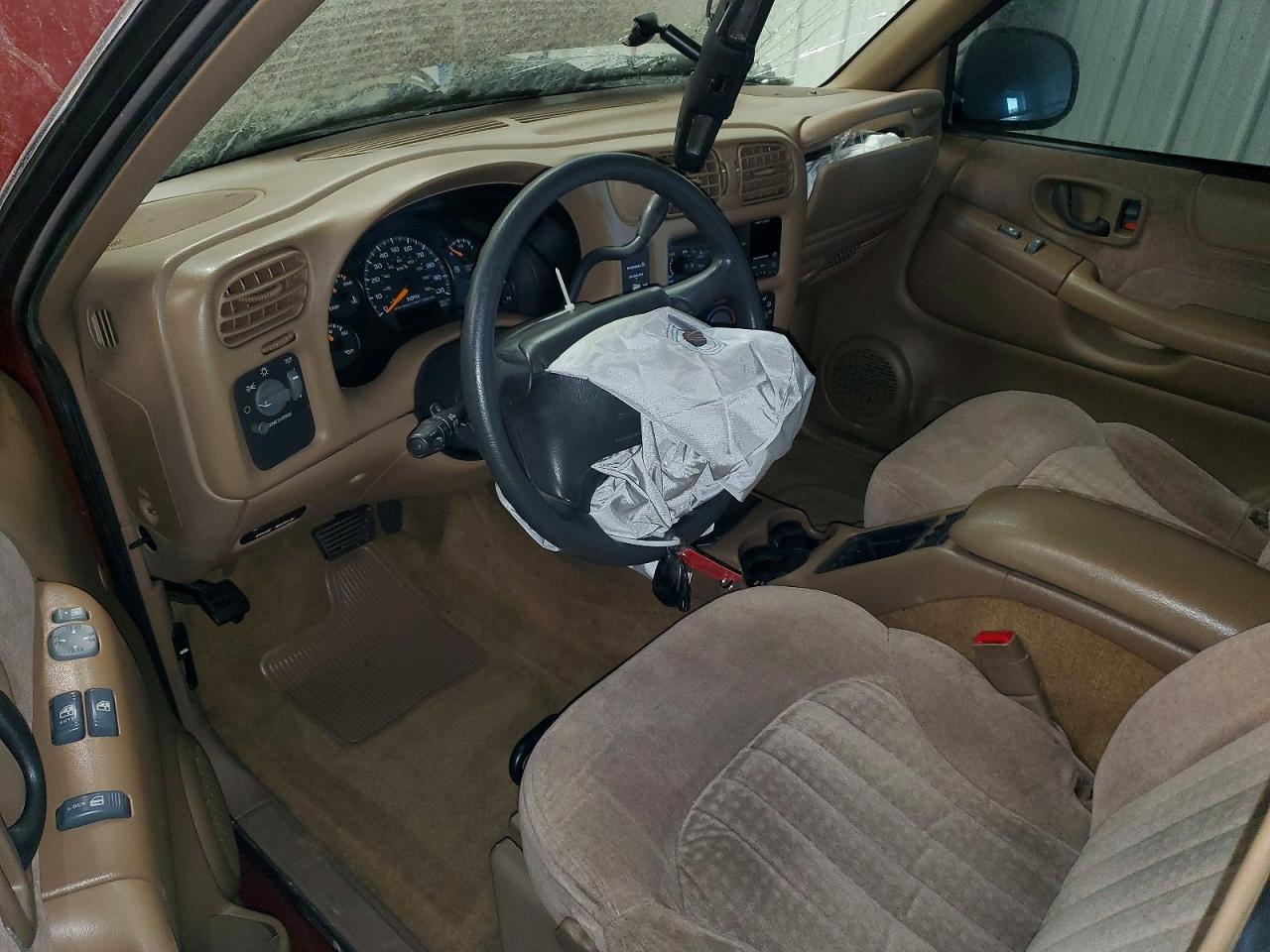 1998 CHEVROLET S TRUCK S10 photo 15