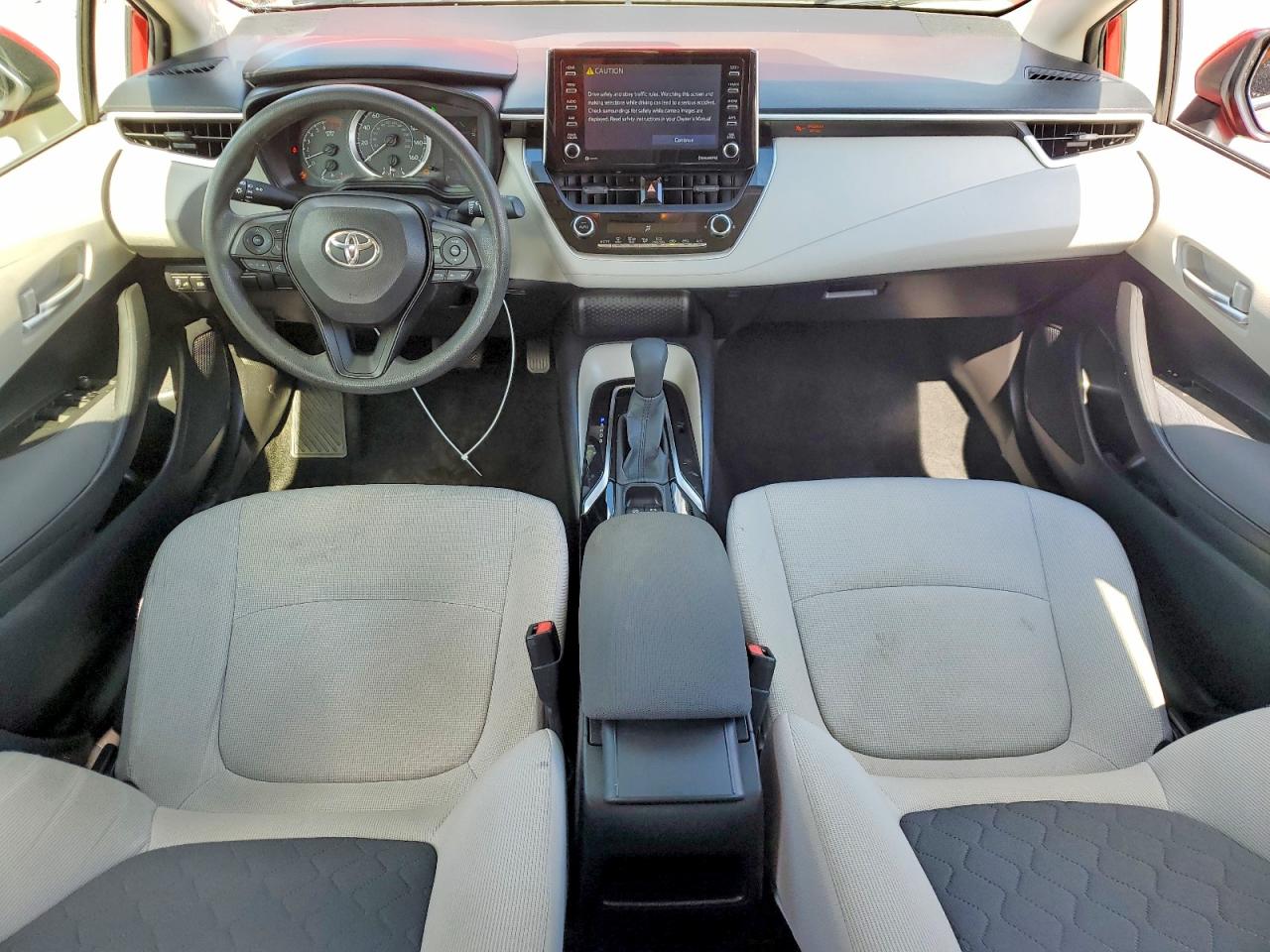 2021 TOYOTA COROLLA LE photo 22