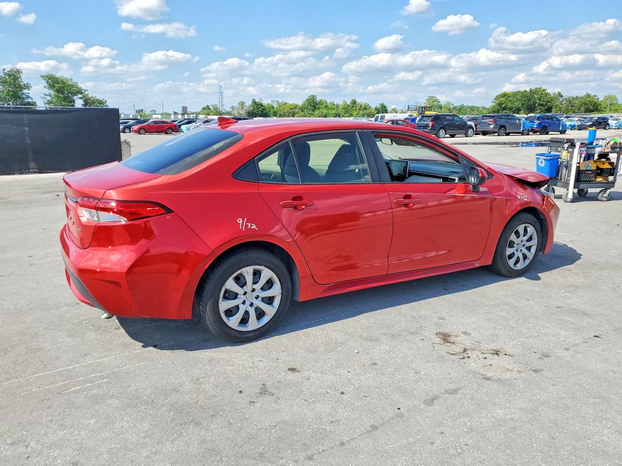 2021 TOYOTA COROLLA LE photo 7