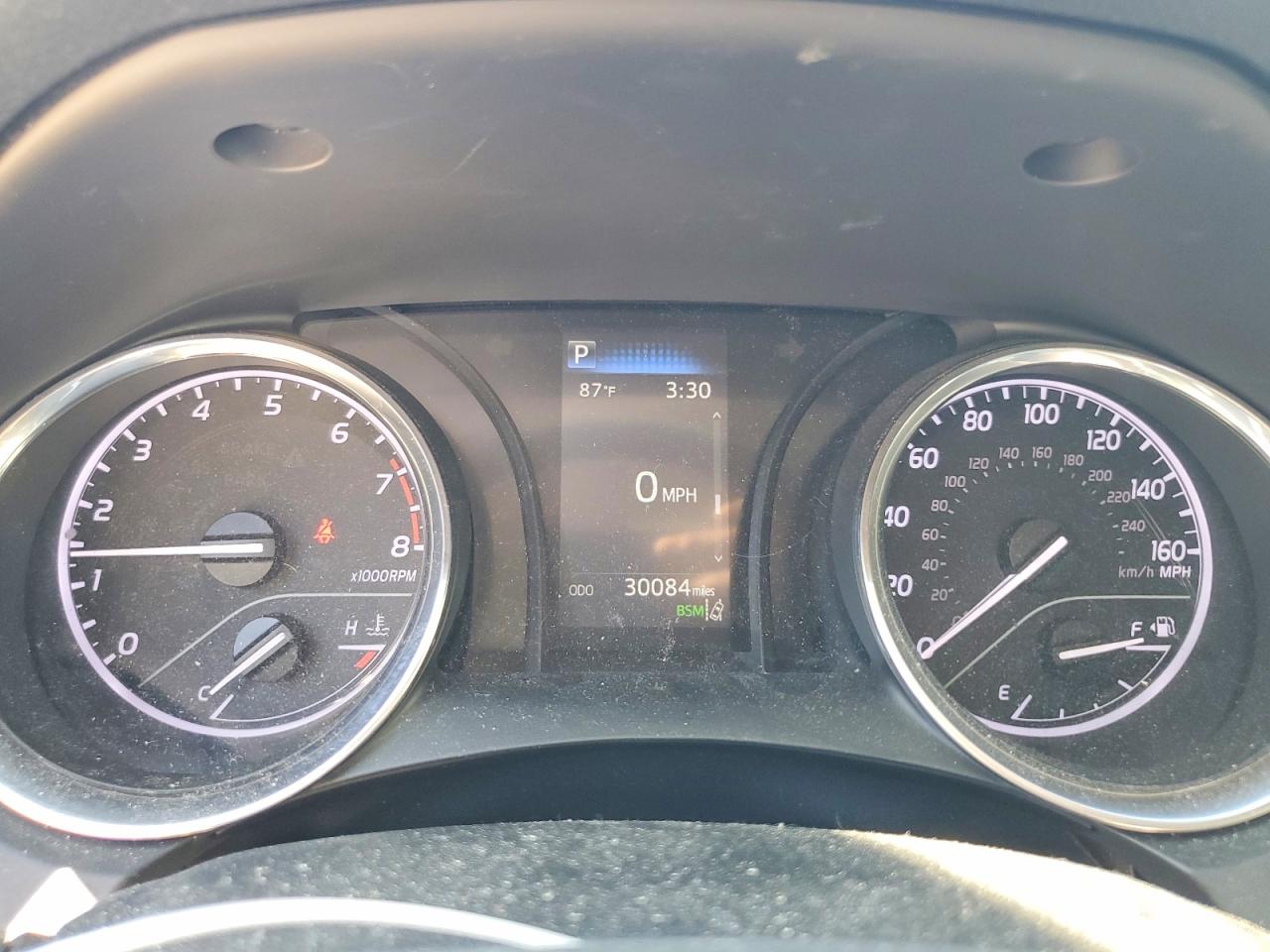 2019 TOYOTA CAMRY SE photo 25