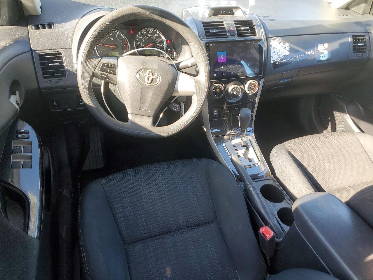 2012 TOYOTA COROLLA S photo 22