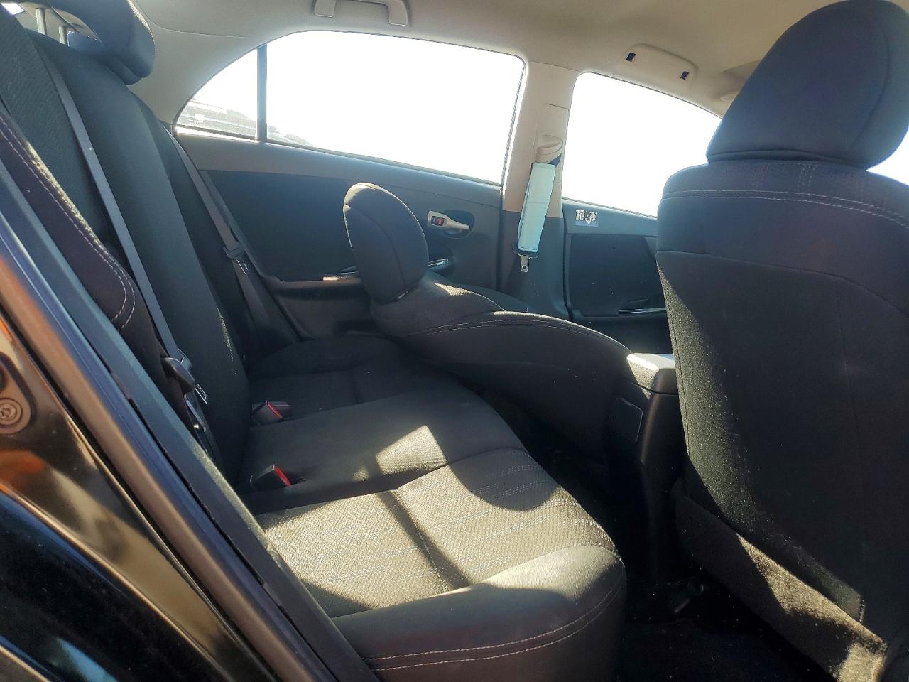 2012 TOYOTA COROLLA S photo 28