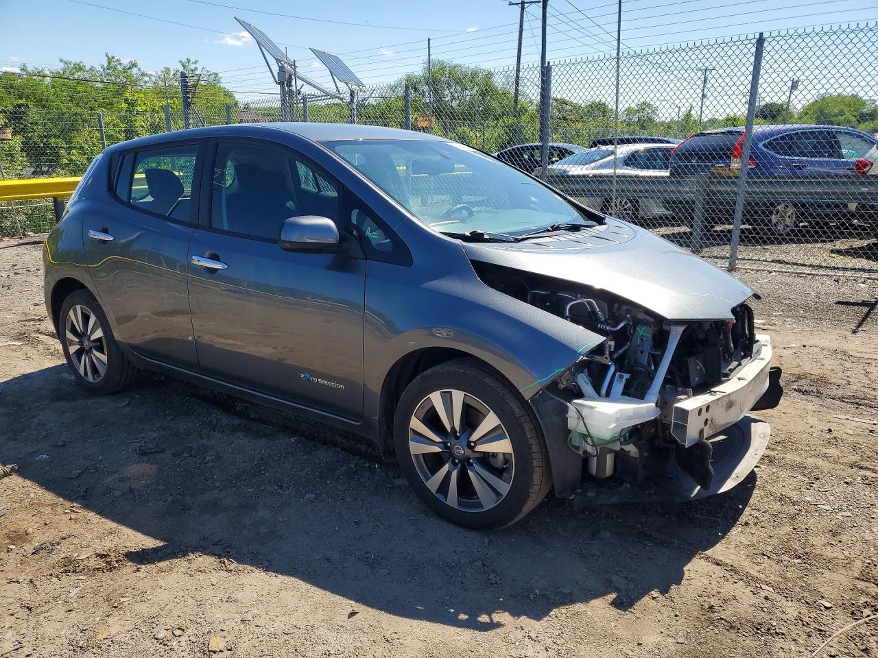 2016 NISSAN LEAF SV photo 10