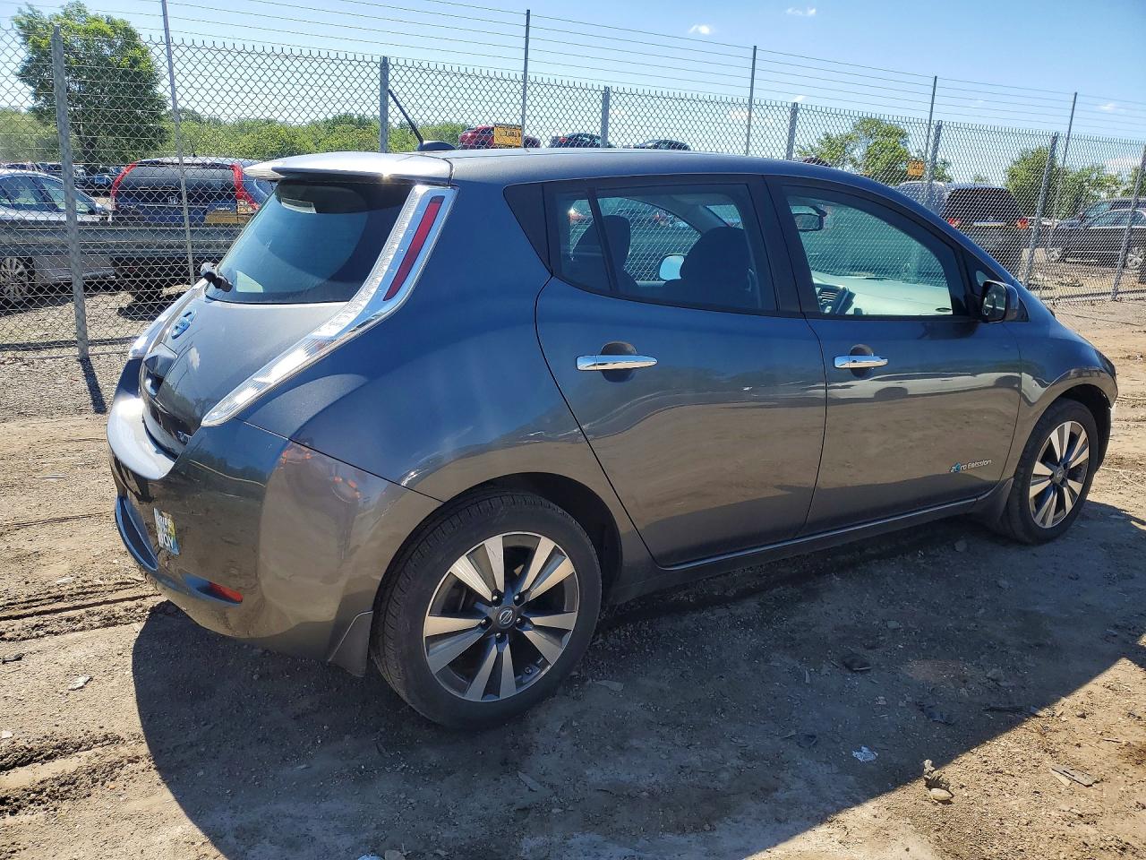 2016 NISSAN LEAF SV photo 7