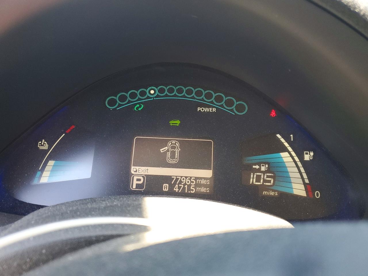2016 NISSAN LEAF SV photo 25