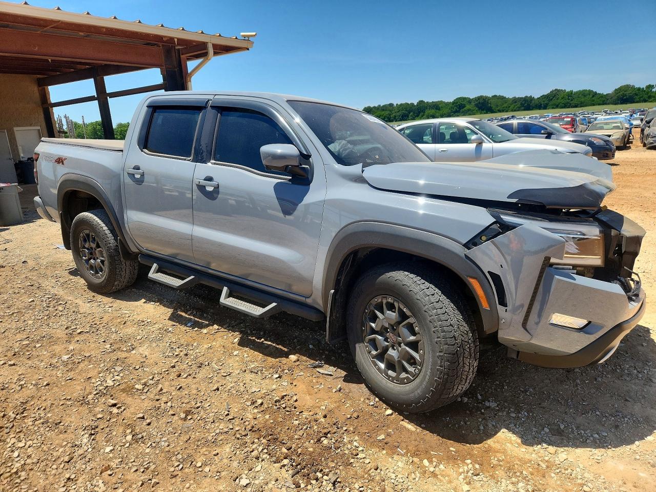 2024 NISSAN FRONTIER PRO-4X photo 7