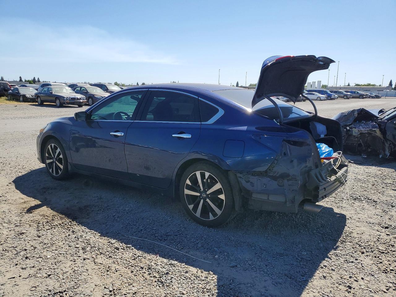 2018 NISSAN ALTIMA 2.5 SR photo 3