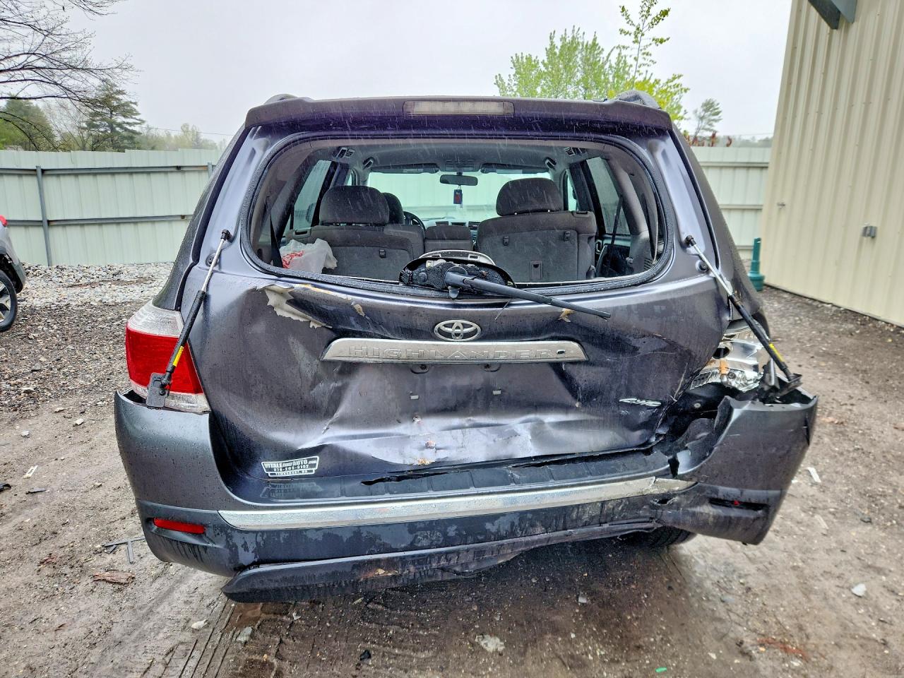 2011 TOYOTA HIGHLANDER BASE photo 6
