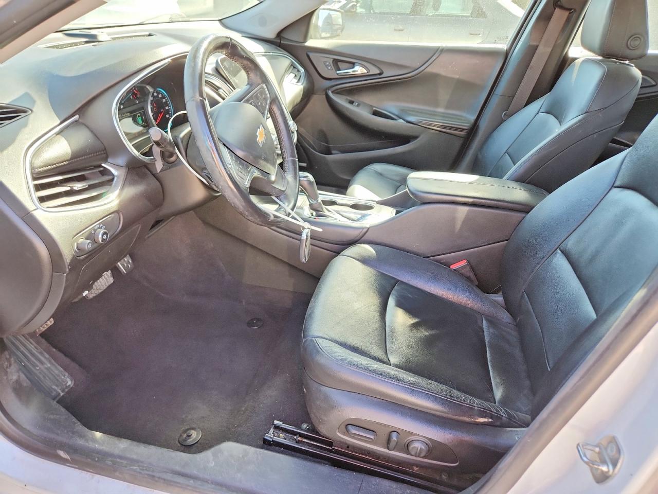 2017 CHEVROLET MALIBU LT photo 13