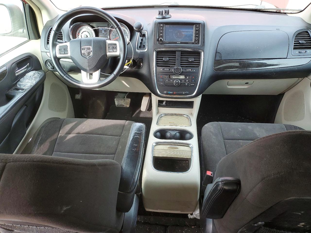 2013 DODGE GRAND CARAVAN CREW photo 8