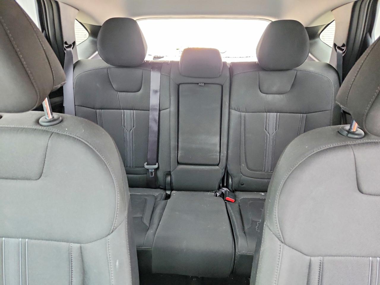 2025 HYUNDAI TUCSON SEL photo 19