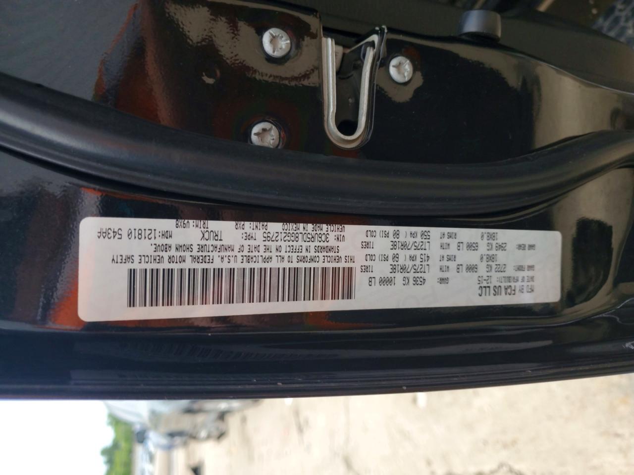 2016 RAM 2500 SLT photo 12