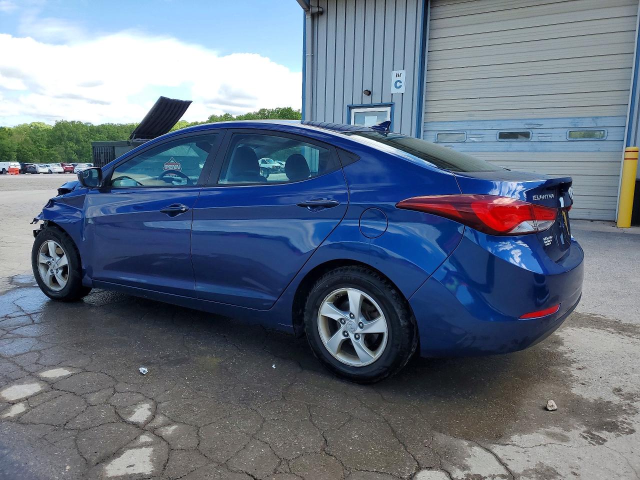 2015 HYUNDAI ELANTRA SE photo 4