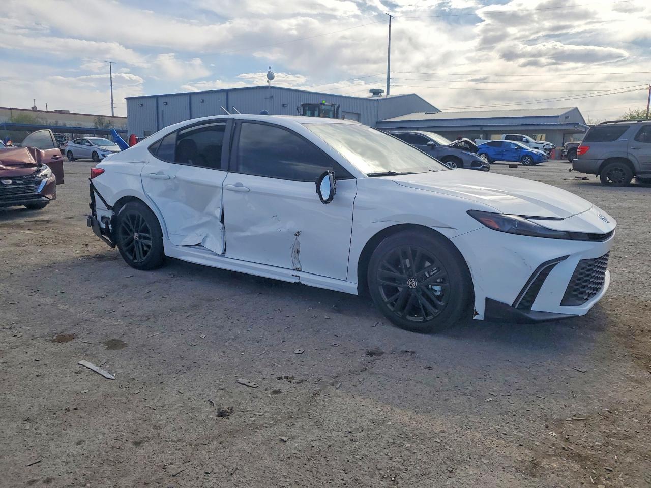 2025 TOYOTA CAMRY SE photo 7