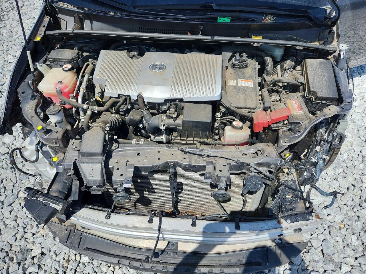 2017 TOYOTA PRIUS TWO photo 31