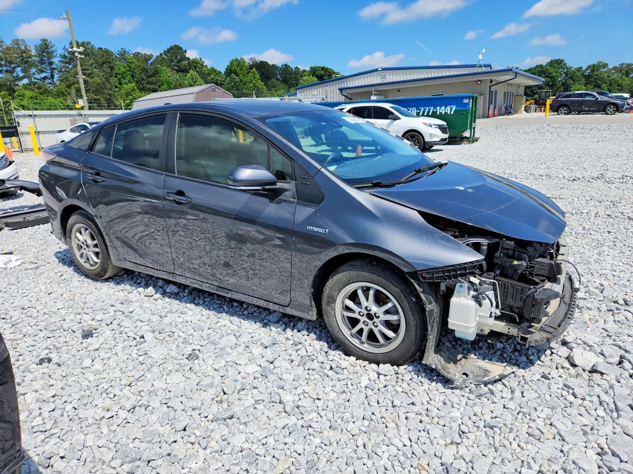2017 TOYOTA PRIUS TWO photo 10