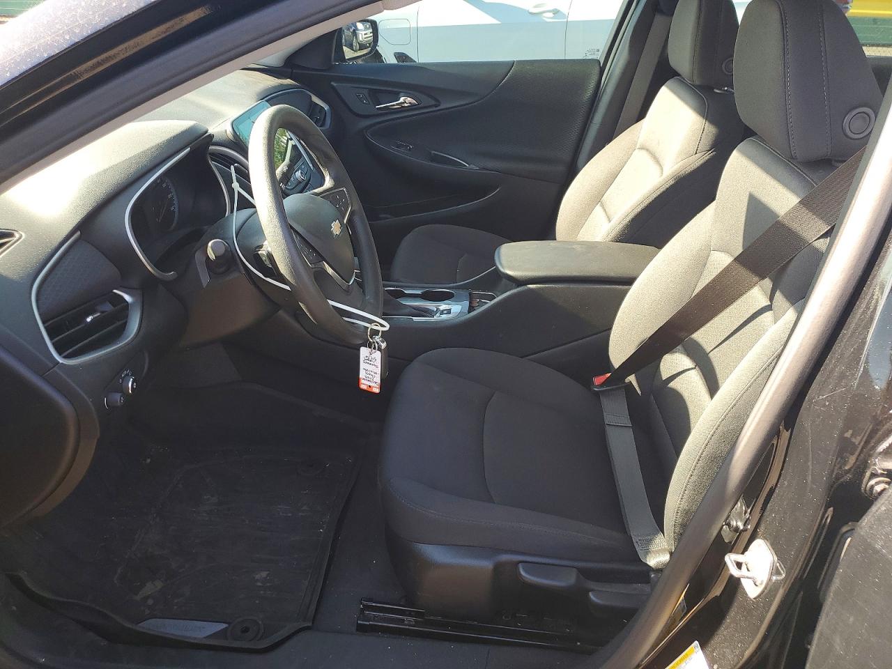 2025 CHEVROLET MALIBU LS photo 13