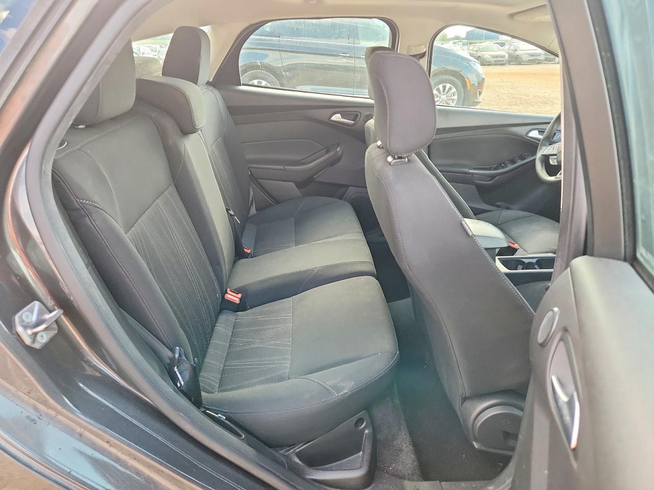2018 FORD FOCUS SEL photo 19