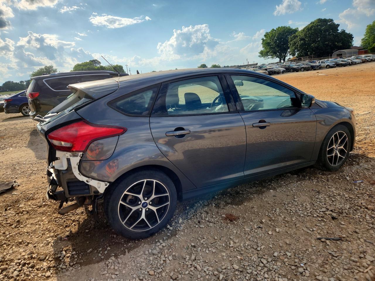 2018 FORD FOCUS SEL photo 5