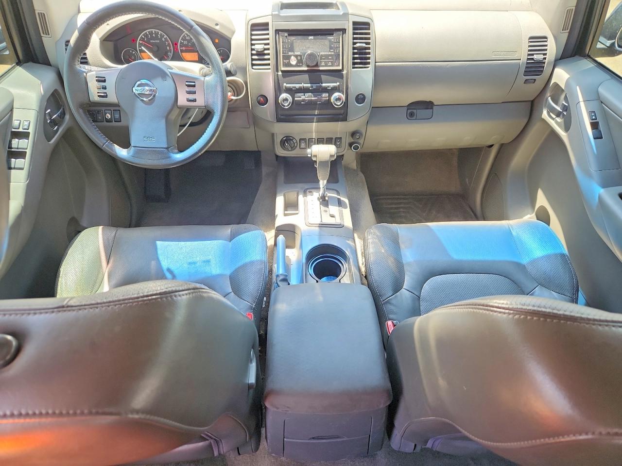 2011 NISSAN FRONTIER S photo 22
