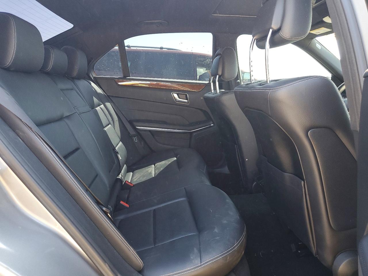 2014 MERCEDES-BENZ E 350 4MATIC photo 28