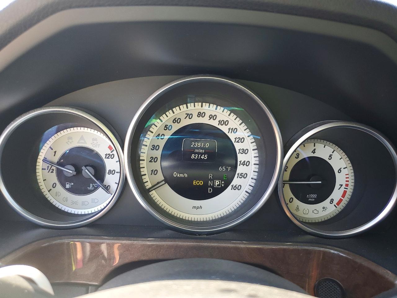 2014 MERCEDES-BENZ E 350 4MATIC photo 25