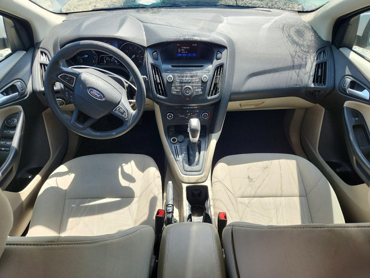2015 FORD FOCUS SE photo 8