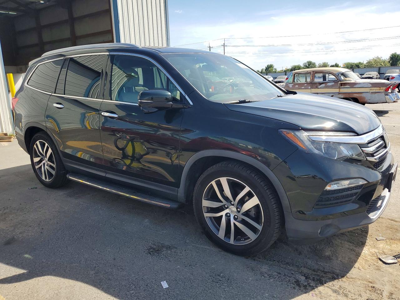 2016 HONDA PILOT TOURING photo 10