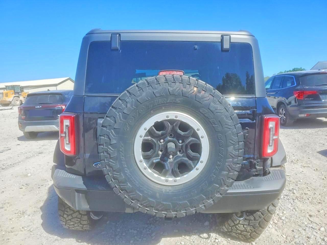 2023 FORD BRONCO BASE photo 11