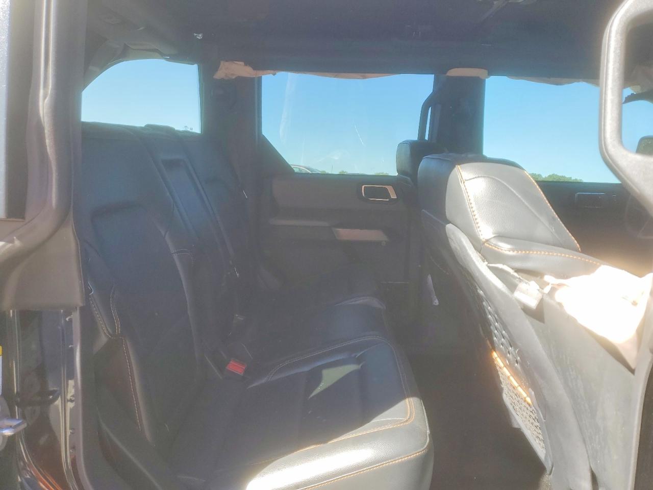 2023 FORD BRONCO BASE photo 21