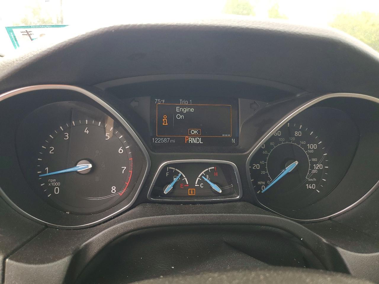 2018 FORD FOCUS SE photo 17