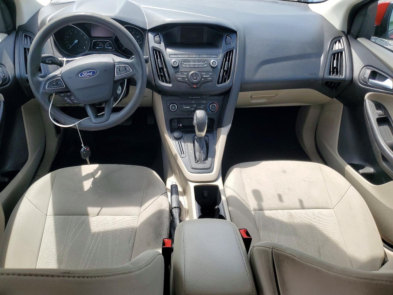 2018 FORD FOCUS SE photo 15