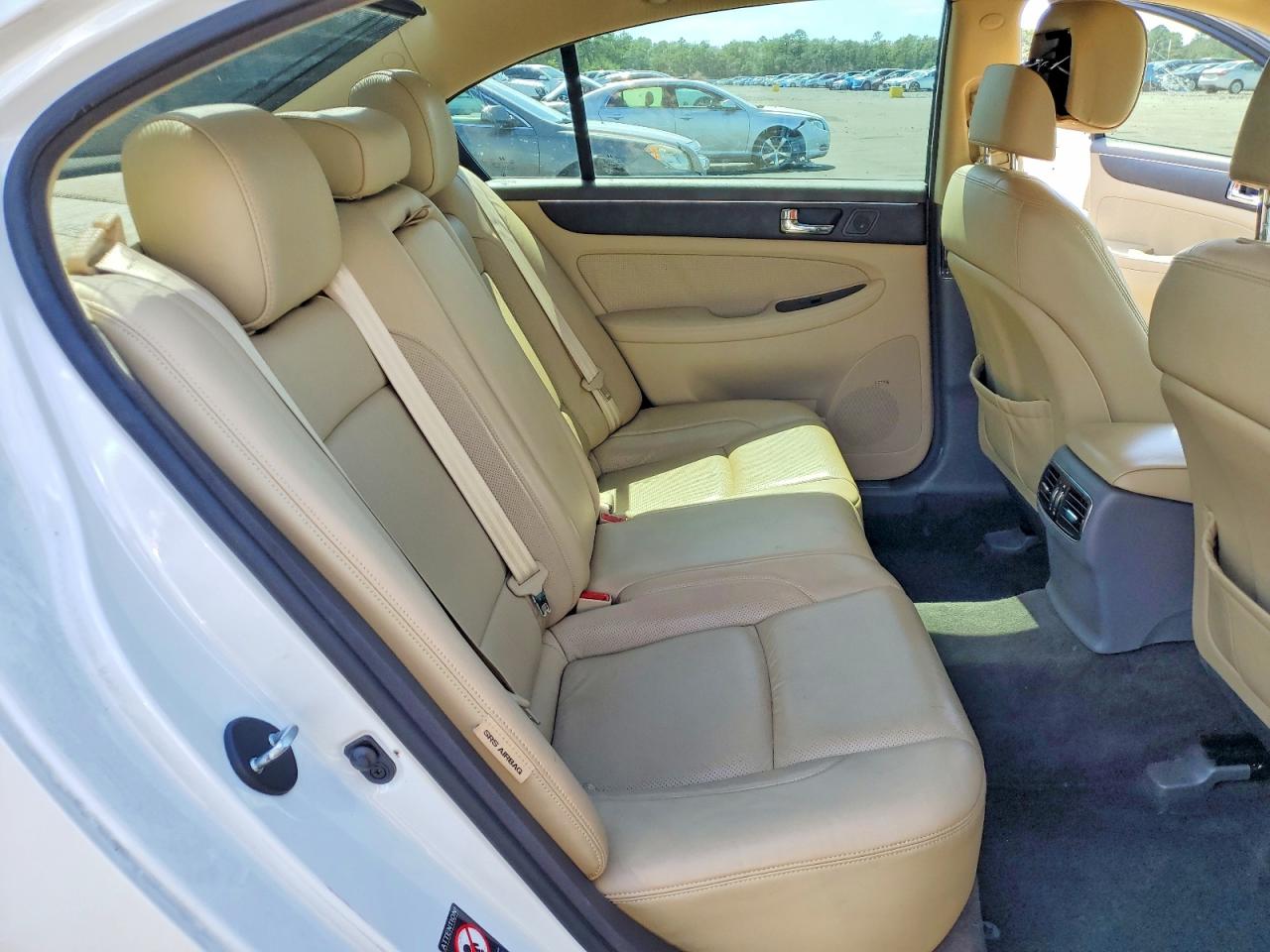 2011 HYUNDAI GENESIS 3.8L photo 19