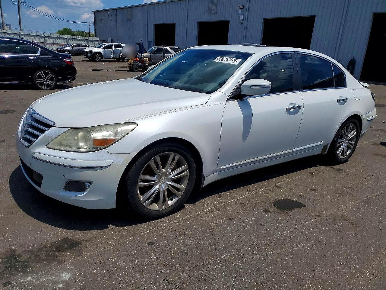 2011 HYUNDAI GENESIS