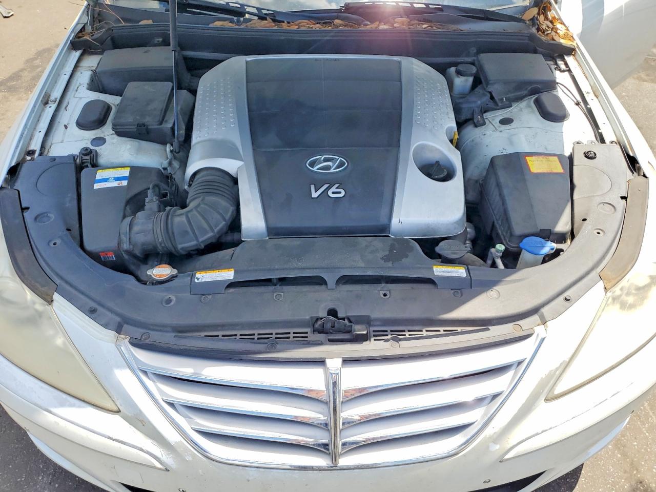 2011 HYUNDAI GENESIS 3.8L photo 21