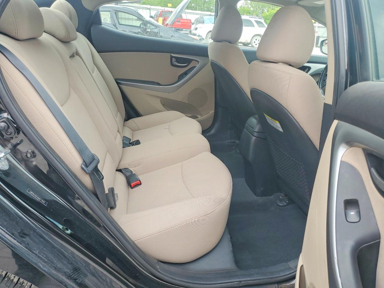 2016 HYUNDAI ELANTRA VALUE EDITION photo 10