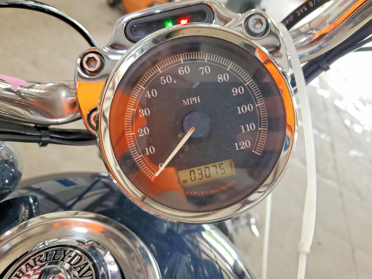2009 HARLEY-DAVIDSON XL1200 C photo 13