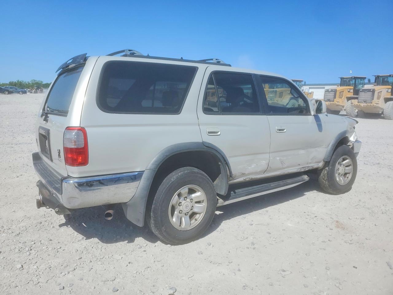 1997 TOYOTA 4RUNNER SR5 photo 5